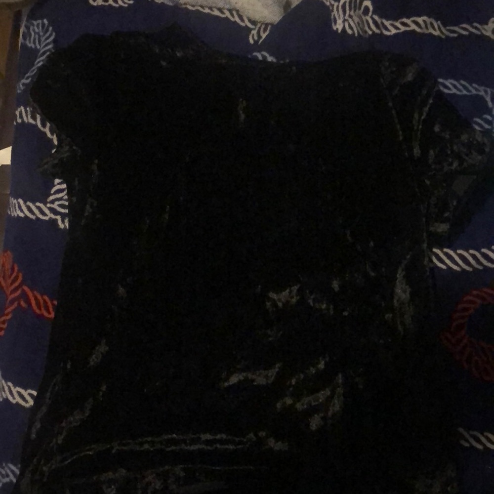 A black velvet tee